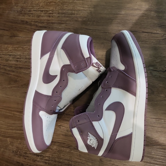 Jordan 1 Retro High OG Mauve - Picture 6 of 12